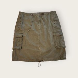 Vintage Y2k early 2000s No Boundaries green low rise tie front cargo midi skirt